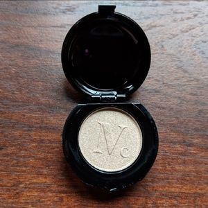 Nomad Cosmetics Illuminating Highlighter